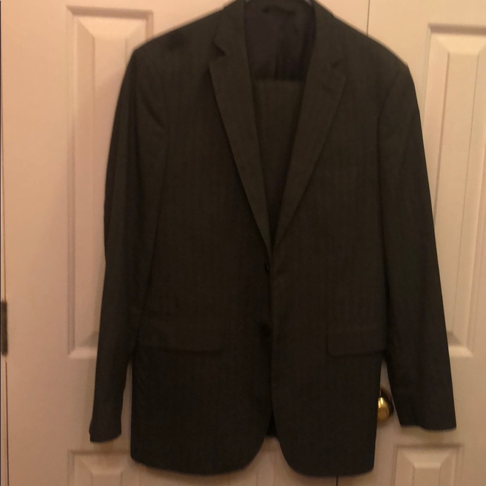 Men’s suit